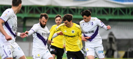 Dramă la Mioveni. Universitatea Cluj a câștigat la limită și a prins finala